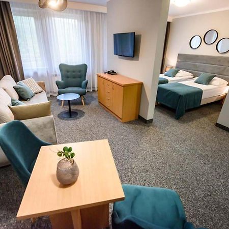 Osrodek Szkoleniowo Wypoczynkowy Galicya Hotel Криница-Здруй Екстериор снимка