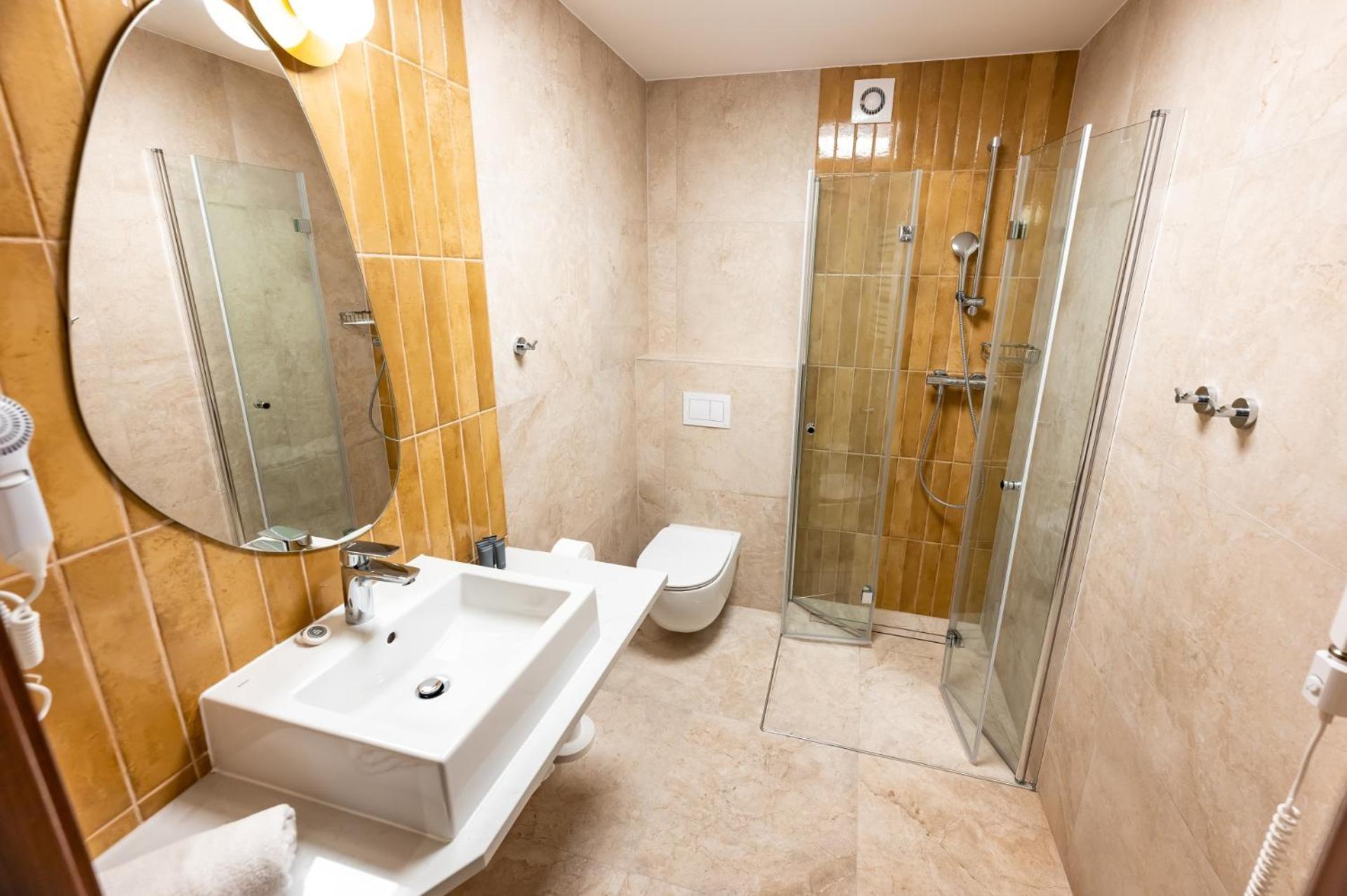 Osrodek Szkoleniowo Wypoczynkowy Galicya Hotel Криница-Здруй Екстериор снимка